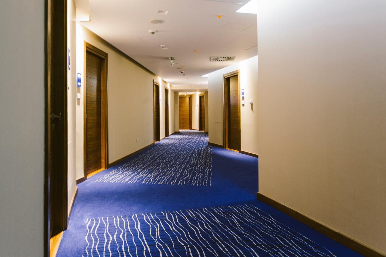 Hotel Adria Budva Eksteriør billede